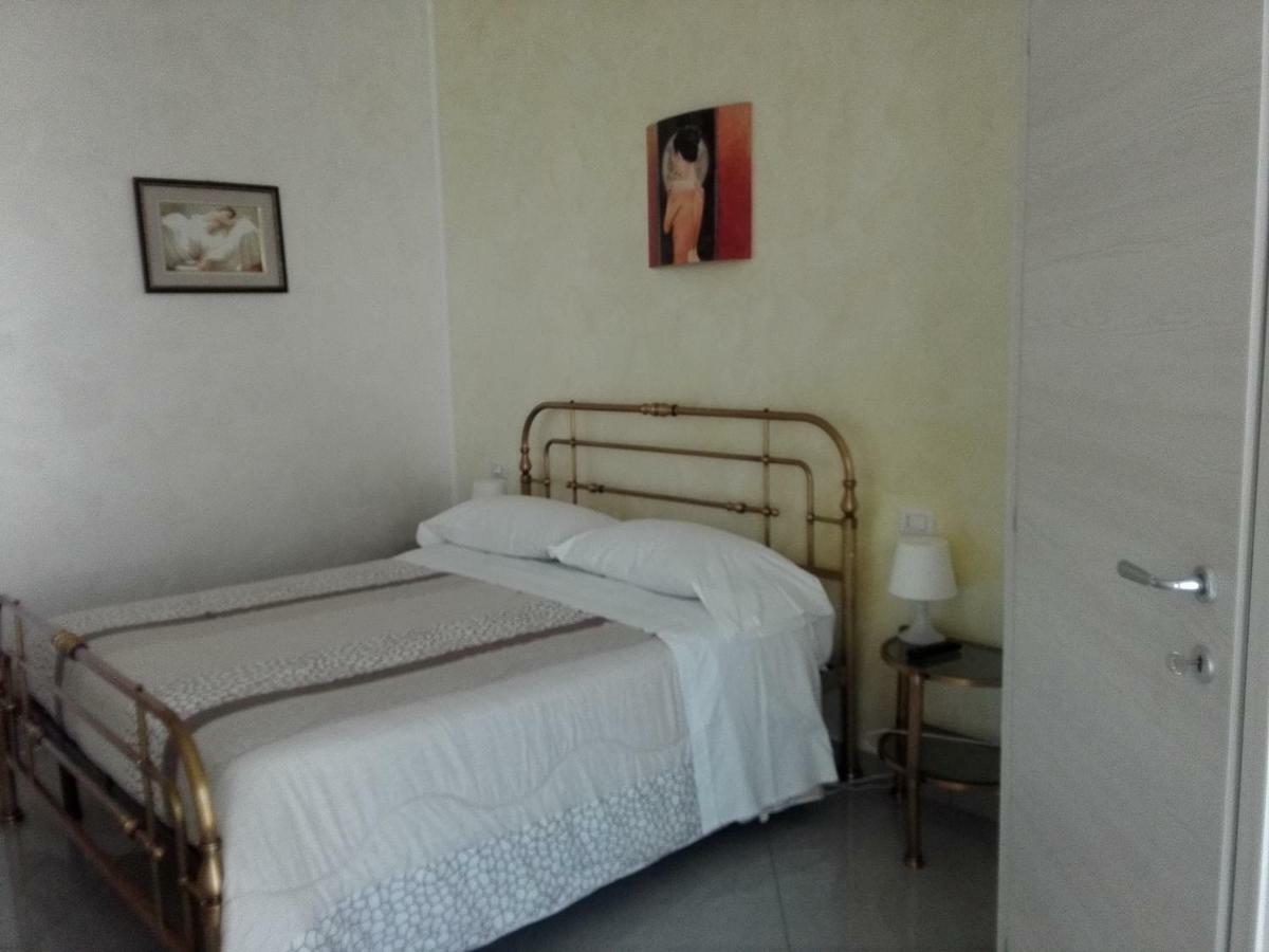 Villa Ormeni Cardano Al Campo Εξωτερικό φωτογραφία
